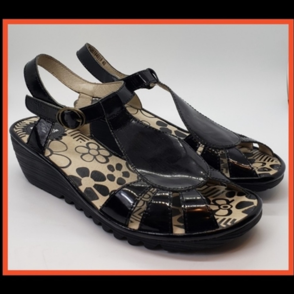 ⏬ Fly London Black Patent Slingbacks Size 40